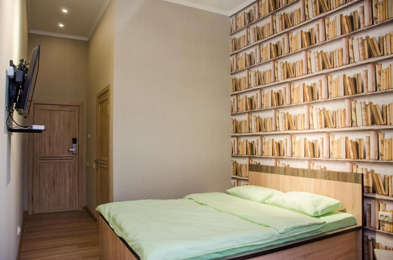 Nicehostel Aktobe Bagian luar foto