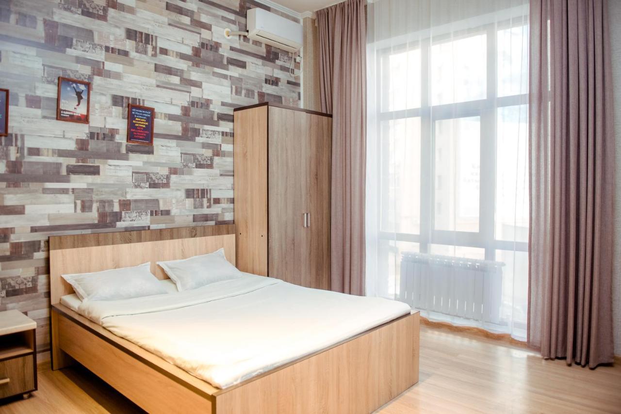 Nicehostel Aktobe Bagian luar foto