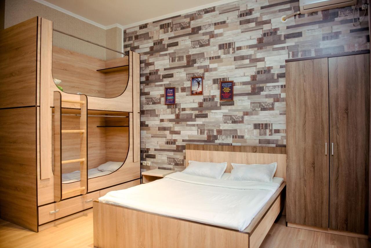 Nicehostel Aktobe Bagian luar foto