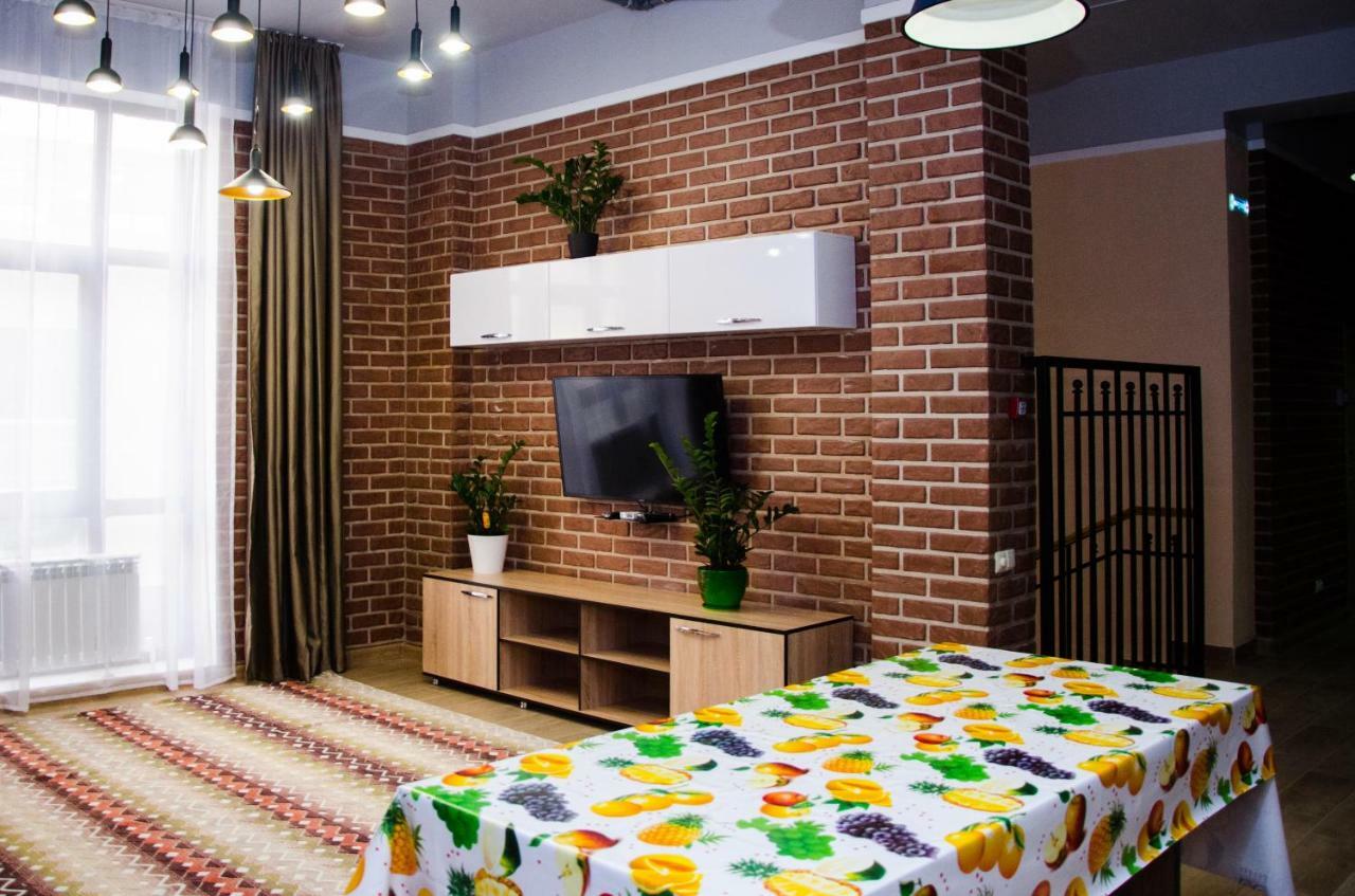Nicehostel Aktobe Bagian luar foto