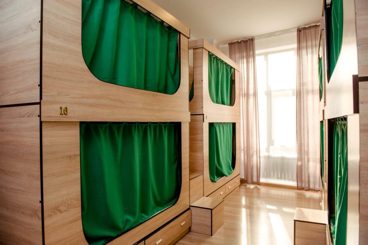 Nicehostel Aktobe Bagian luar foto