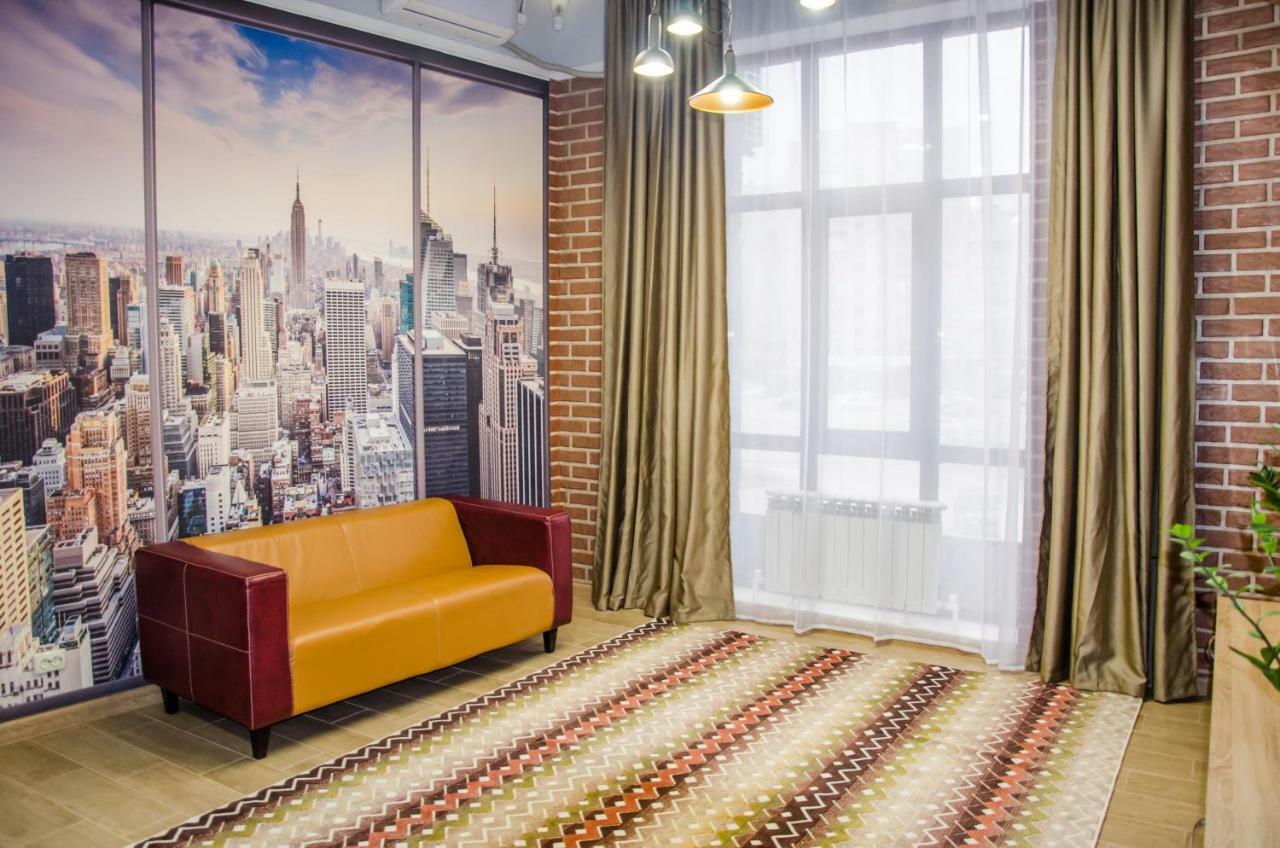 Nicehostel Aktobe Bagian luar foto